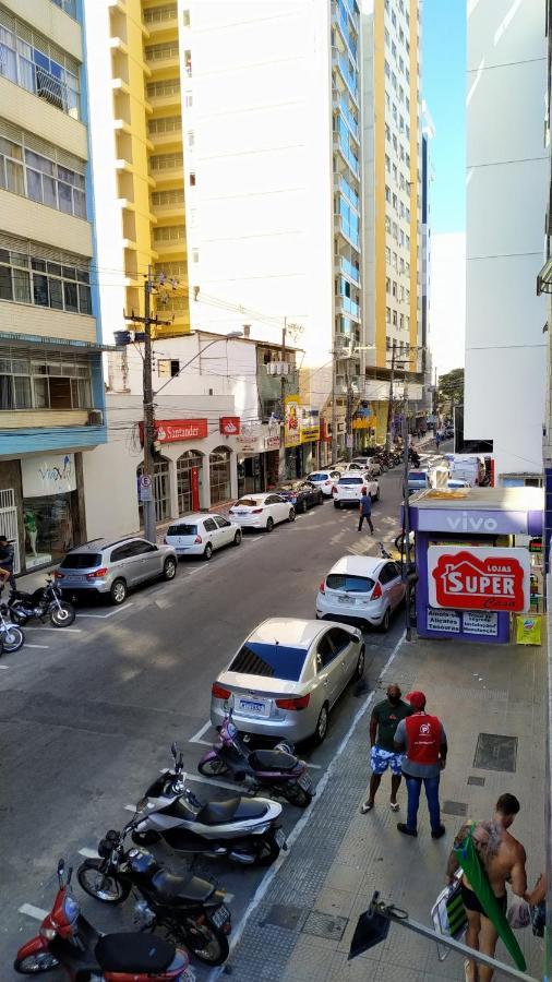 Quitinete a poucos passos da Praia no ponto mais central da cidade. Guarapari Exterior foto