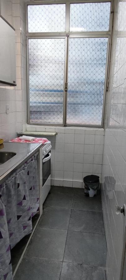 Quitinete a poucos passos da Praia no ponto mais central da cidade. Guarapari Exterior foto