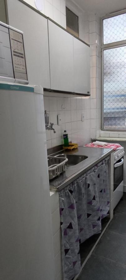 Quitinete a poucos passos da Praia no ponto mais central da cidade. Guarapari Exterior foto